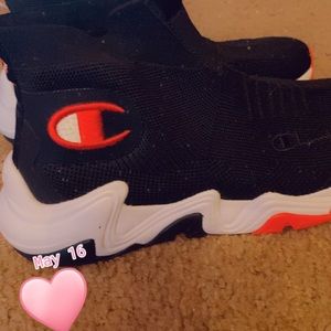 Very nice shoes I only wore them twice used but in good condition